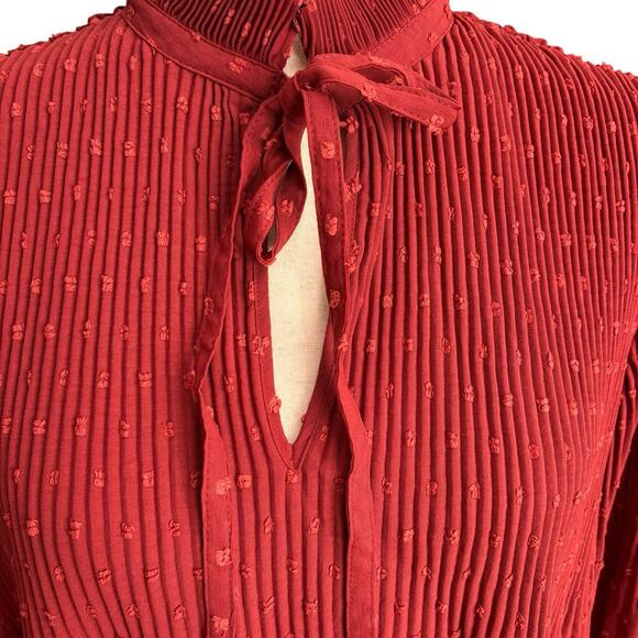 Max Studio Size XS Oversized Tie Neck long Sleeve Dot Pleated Shirt NEW - Picture 2 of 8